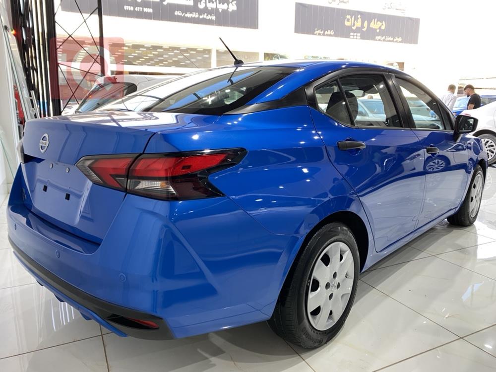 Nissan Versa